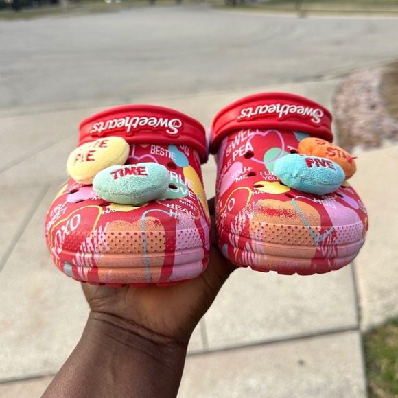 Crocs x Sweethearts Classic Lined Elevated‎ Clogs Little Kids Size J2 - Picture 9 of 12